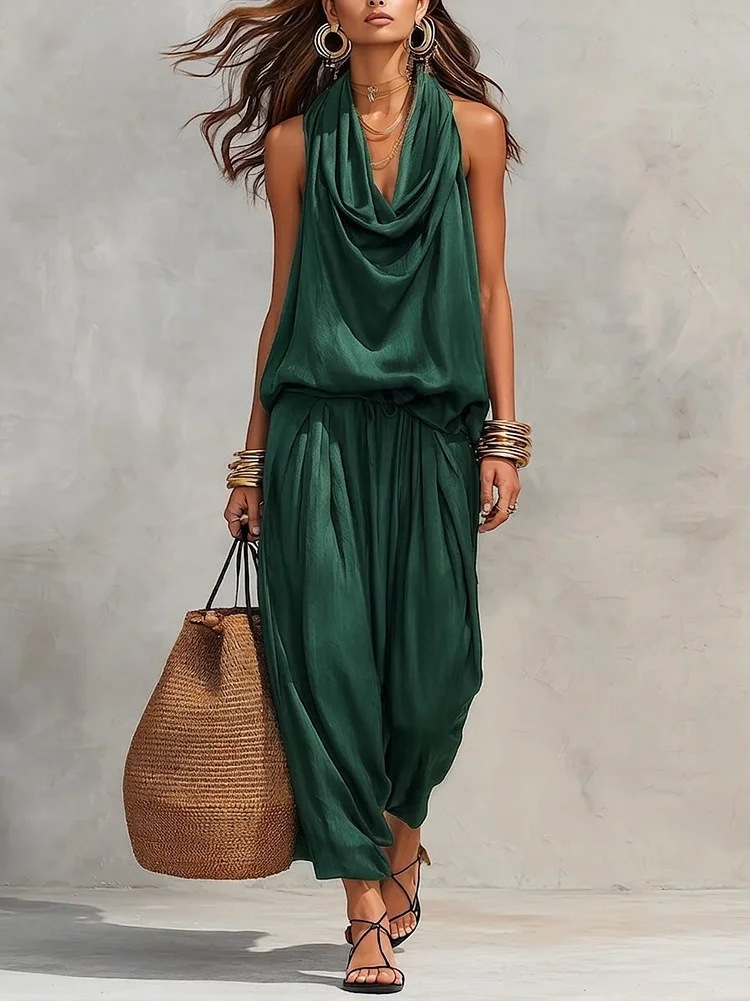 Black Halter Neck Sleeveless Top And Pleated Trousers Set